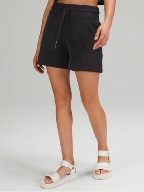 lululemon athletica Soft Ambitions High Rise Short 4”